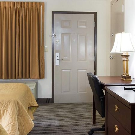 Executive Inn And Suites Enterprise Extérieur photo