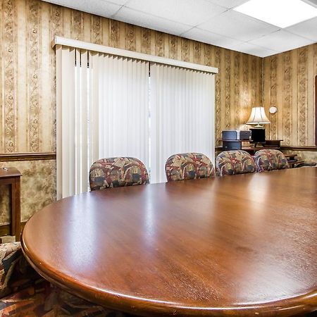 Executive Inn And Suites Enterprise Extérieur photo