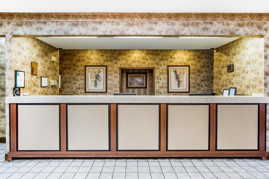 Executive Inn And Suites Enterprise Extérieur photo