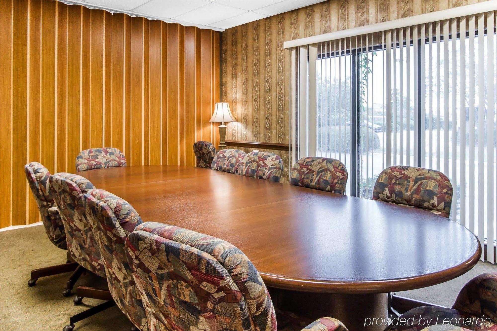 Executive Inn And Suites Enterprise Extérieur photo
